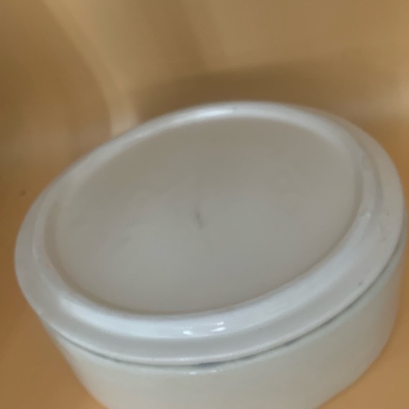 Round Container Bird Style. - Picture 2 of 6